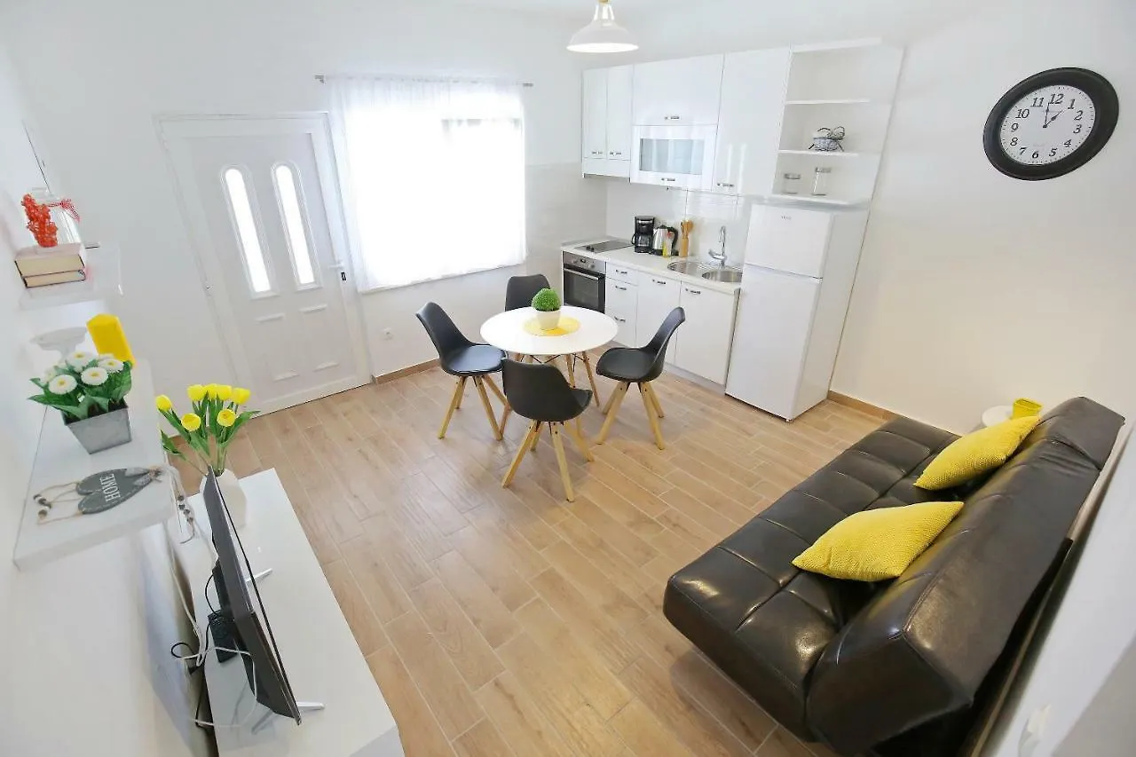 Niko Apartment Nin