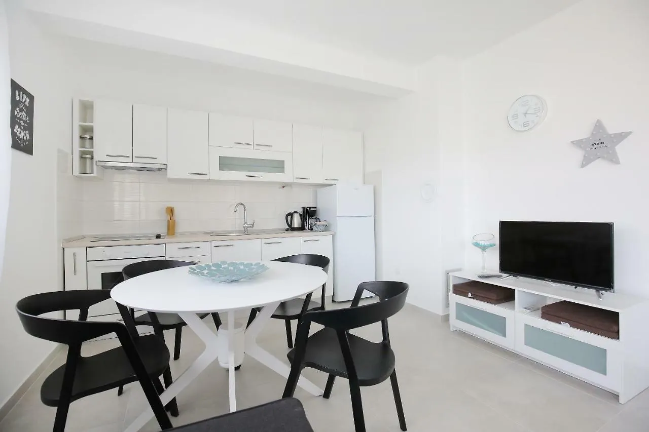 Niko Apartment Nin