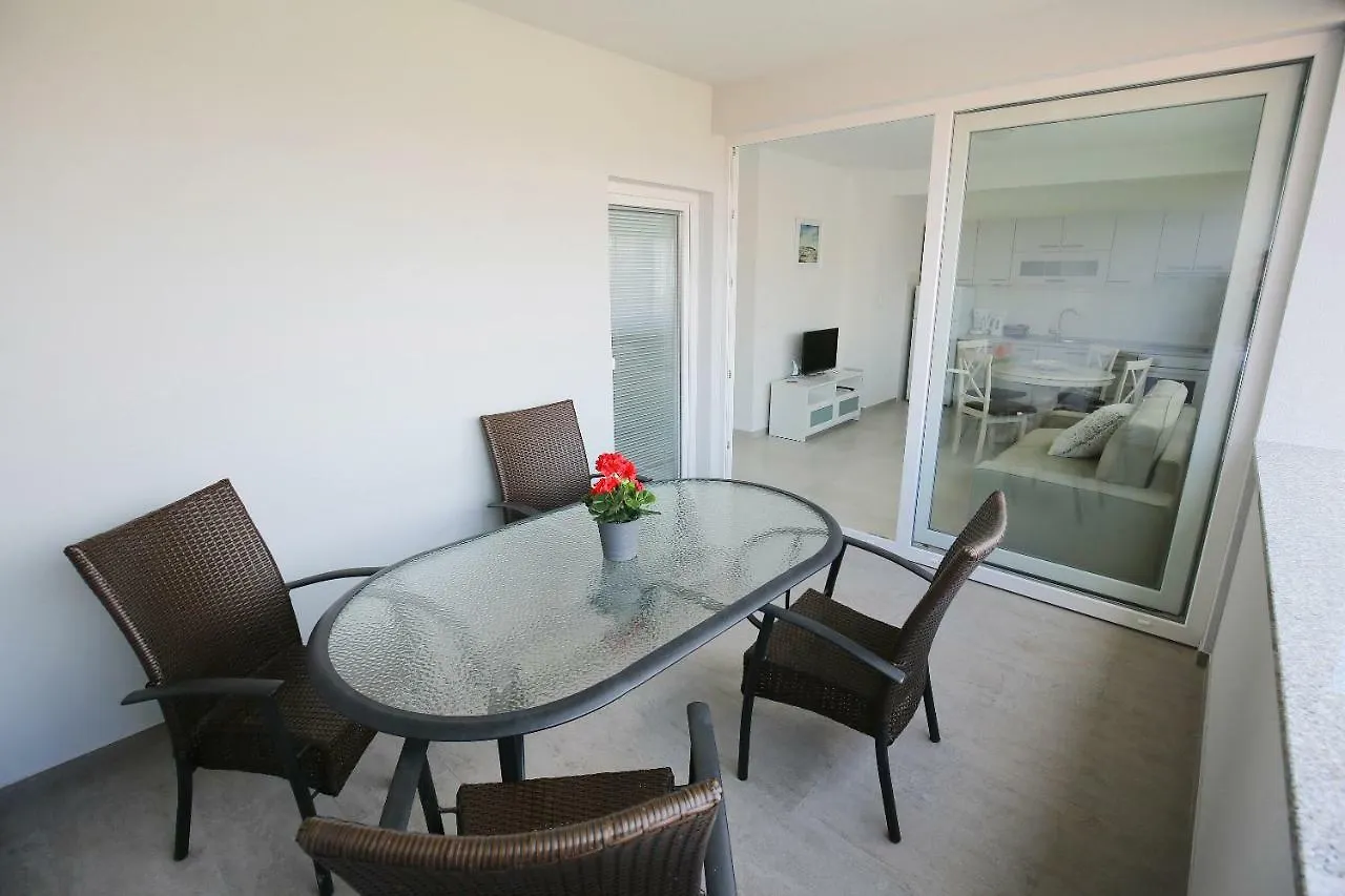 Niko Apartment Nin 0*,  Croatia